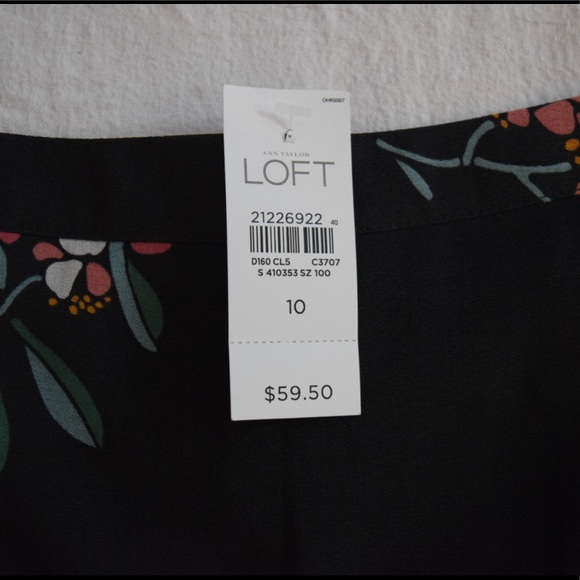NWT Loft Flippy Skirt Coal Gray Hydrangea - Picture 5 of 6